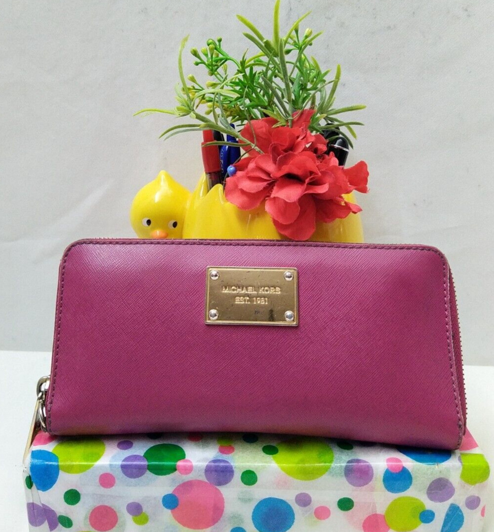 Michael Kors Pink Leather Zipper Around Credit Card Long Wallet